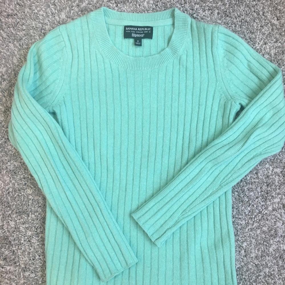 Banana Republic Sweater